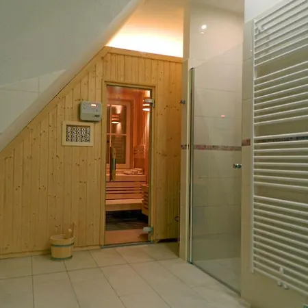 La Vie En Rose Nyaraló *